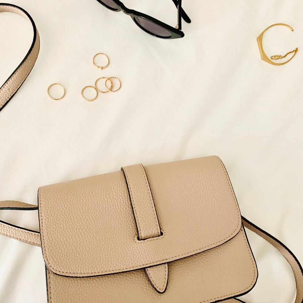 Blush Cross-Body Leather Bag